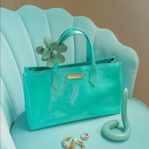 Louis Vuitton Wilshire Monogram Vernis Blue Lagoon